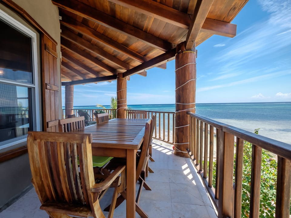 Indigo Belize 5C Beach Font Great View