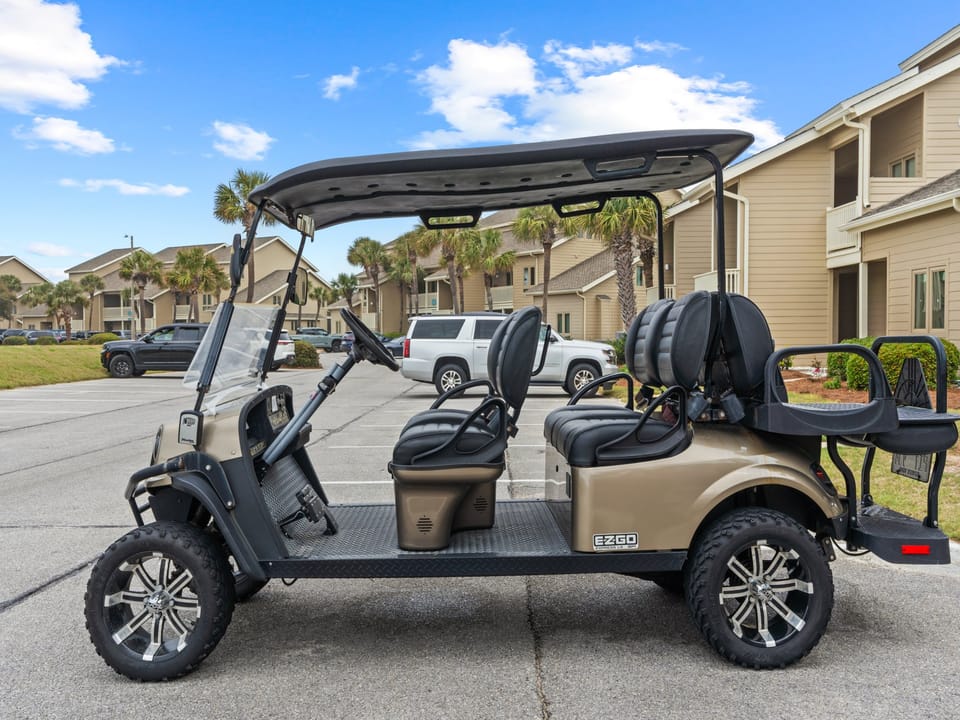 Six seater golf cart available to rent. Extra fee.
