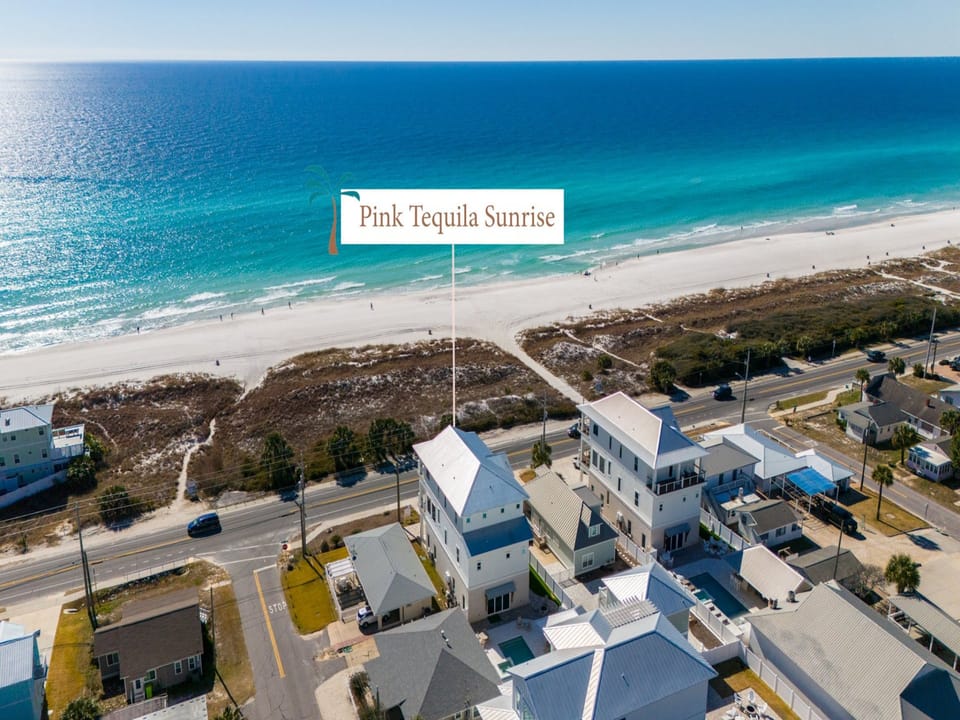 Pink Tequila Sunrise | Outdoor Entertainment Area | Heated Pool | Hot Tub | Outdoor Kitchen | Fire Pit