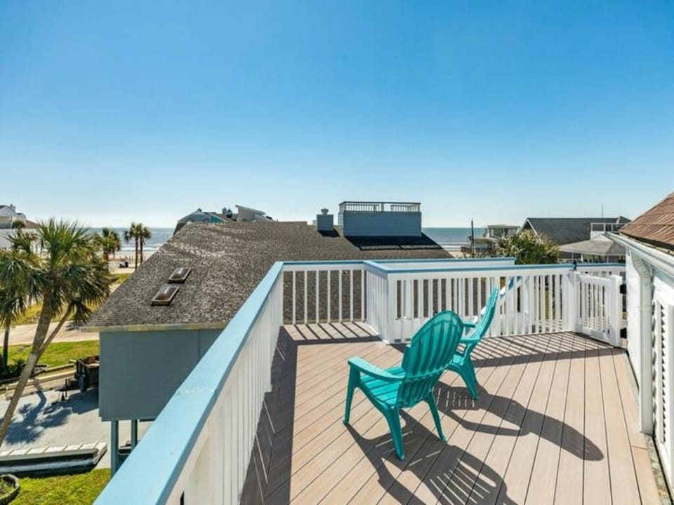 Upstairs Open Deck with Ocean Views off Queen Bedroom