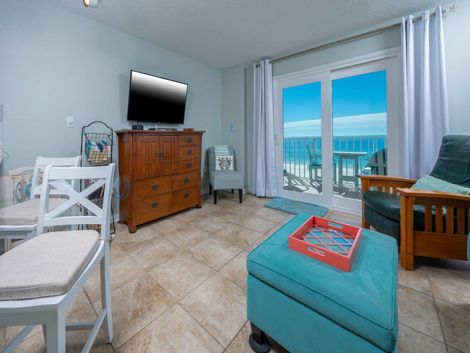 Sea Crest-506-7