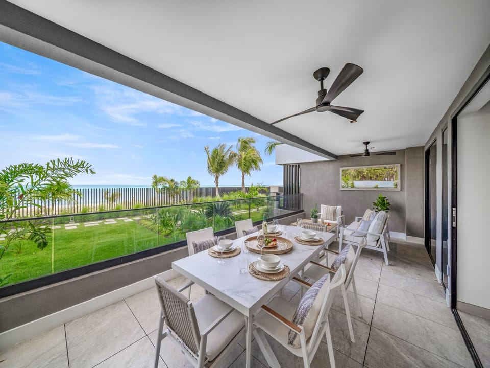 Escape to the breathtaking views of Brighton Beach