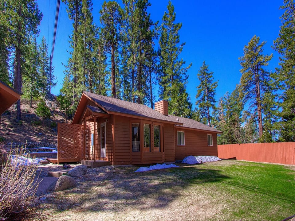 Professionally managed by Lake Tahoe Accommodations