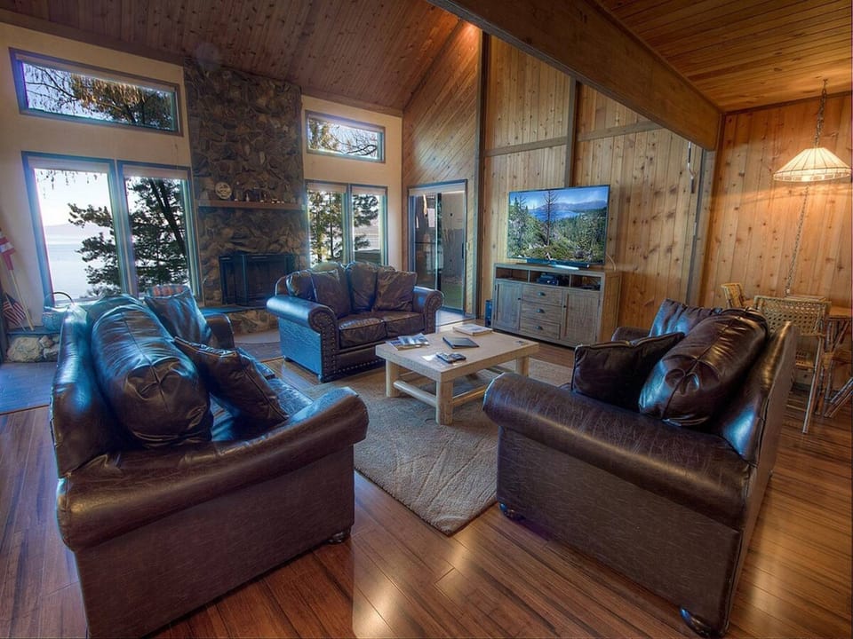 cyh1281 living room
