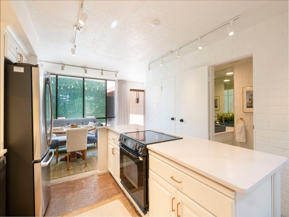 1790 Park Avenue – Elegant Living Area adjacent to the open-concept kitchen