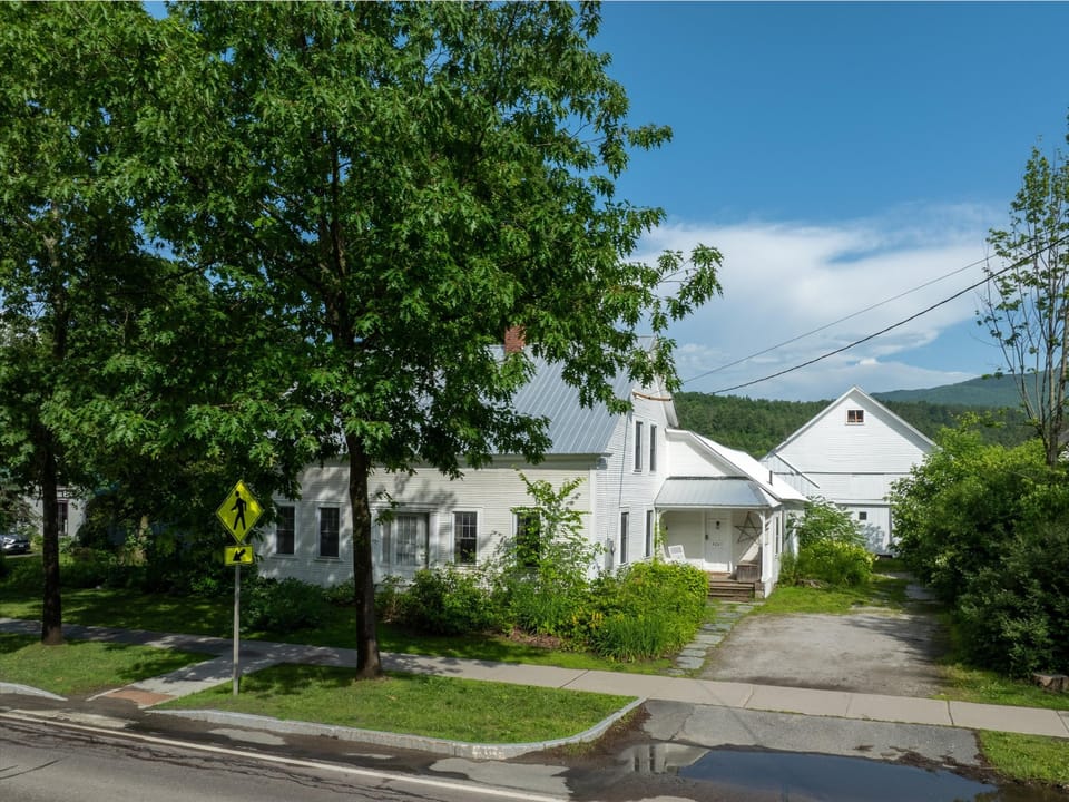 01-4261 Main St Waitsfield VT- JHull Photo-36