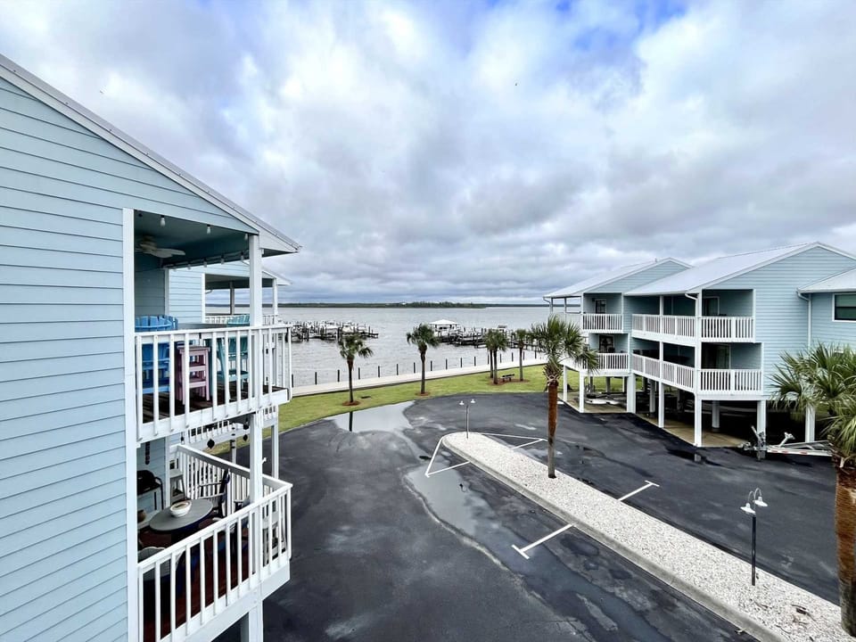 Relaxing views from your private baclony!