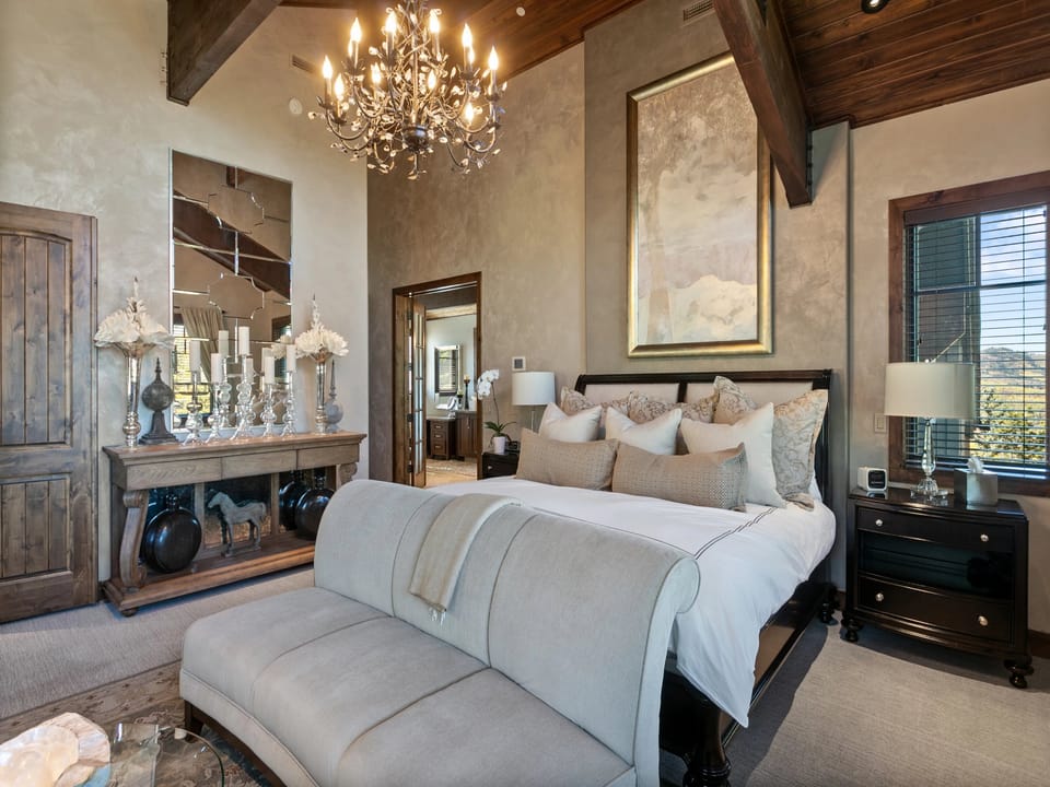 Chandelier