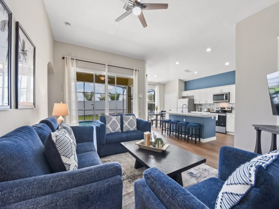 LivingRoom4
