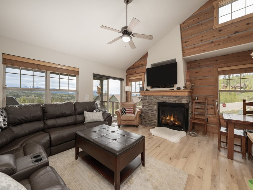 Spacious living room with a fireplace
