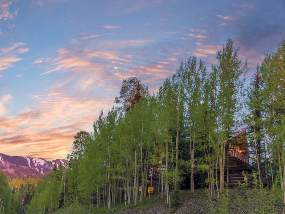 Surrounded by the San Juan Mountains and located in the Beautiful Mountain Village.
