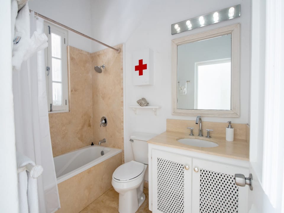 Waverly House - Shared bathroom