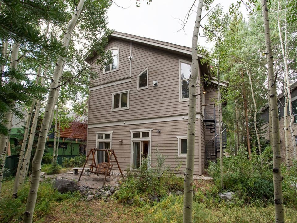 Exterior - Streamside Lane - Frisco Vacation Rental