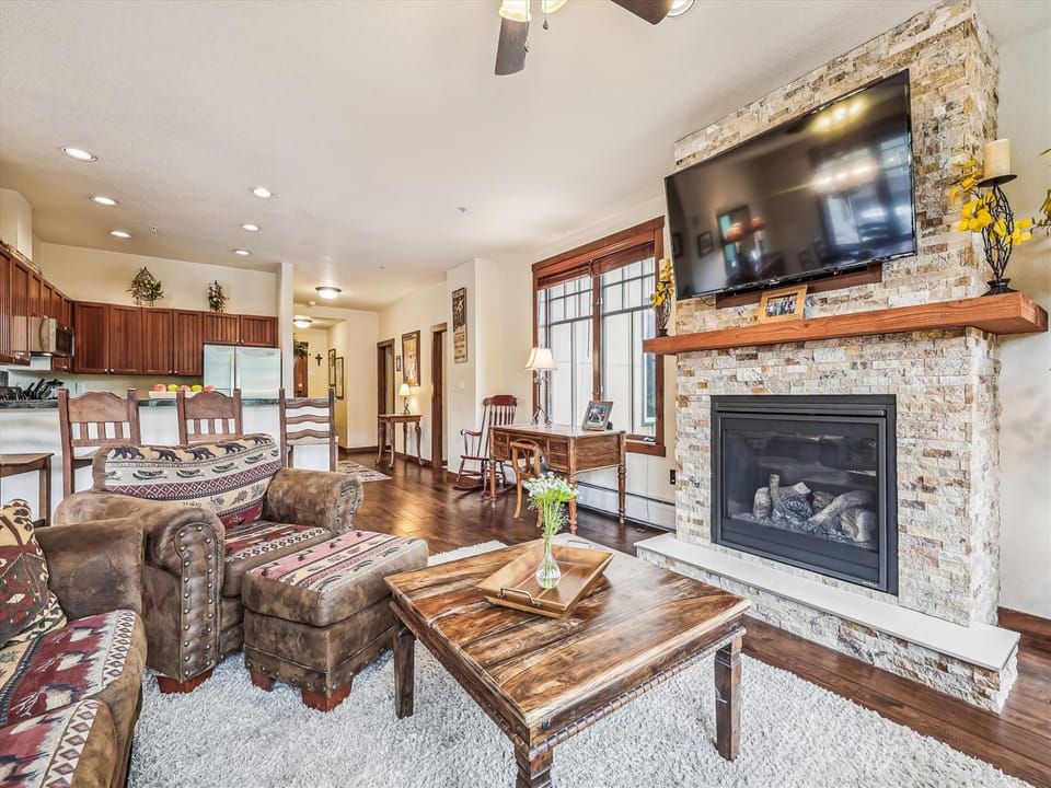 Living Area - Main Street Station 3305 - Breckenridge Vacation Rental
