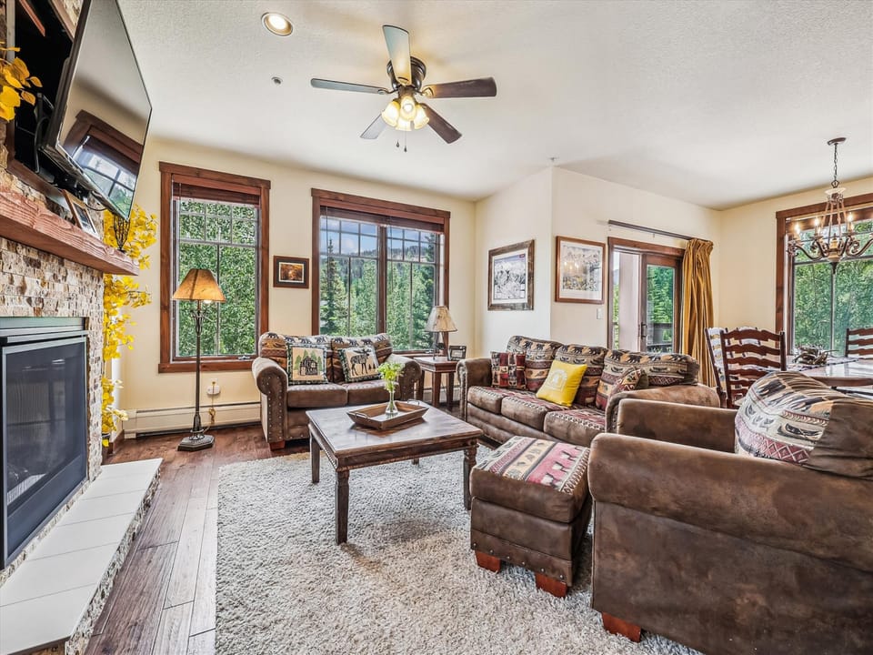 Living Area - Main Street Station 3305 - Breckenridge Vacation Rental