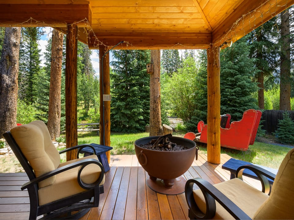 Enjoy cool evenings by the fire on the deck