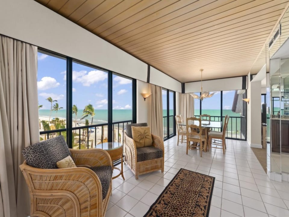 Sunroom1c