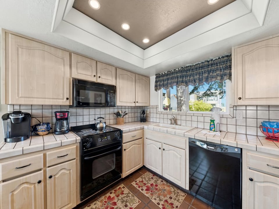 Spacious Kitchen
