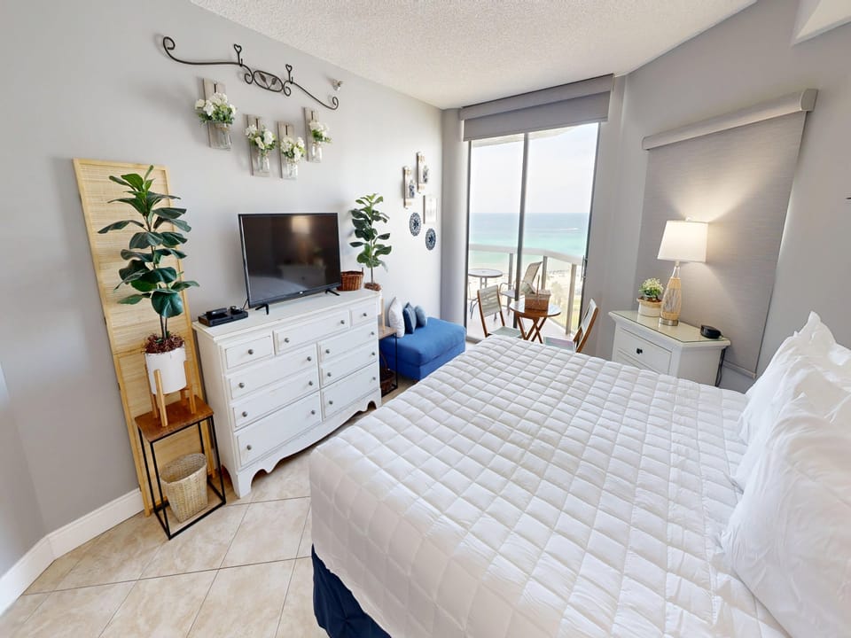 Surfside-708-Bedroom-1-708 1
