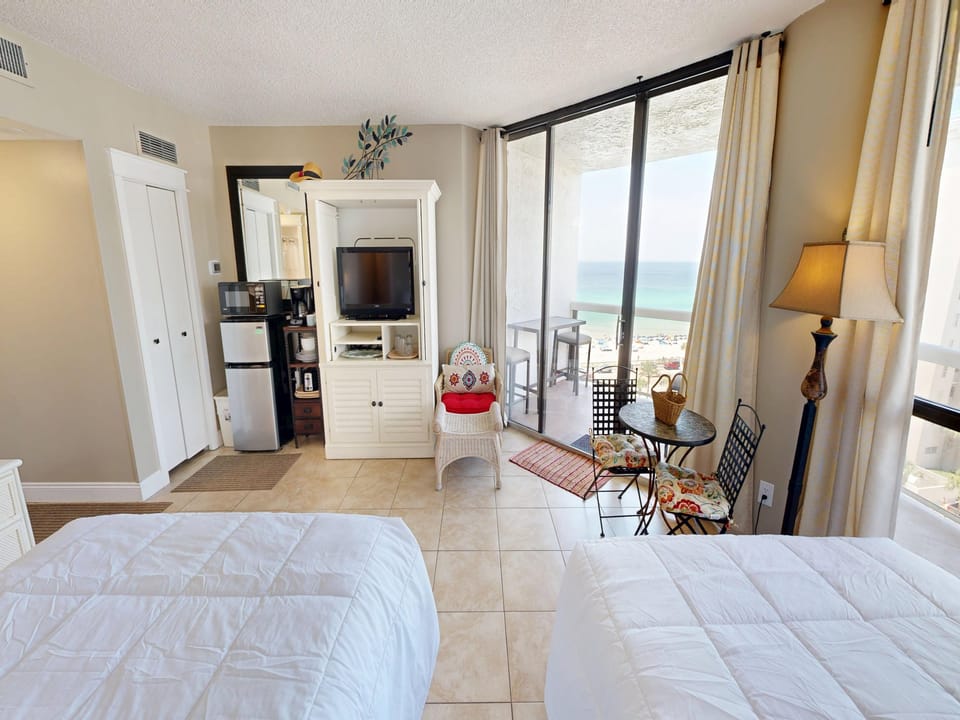 Surfside-708-Bedroom-3-708A