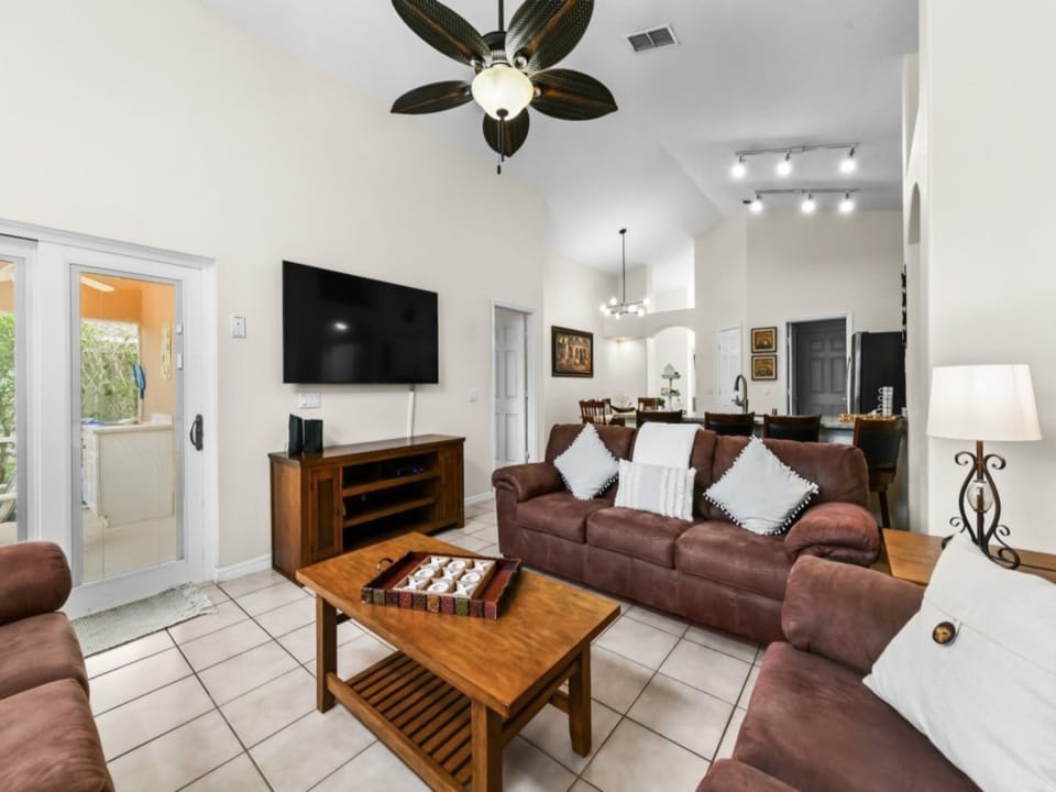 LivingRoom3
