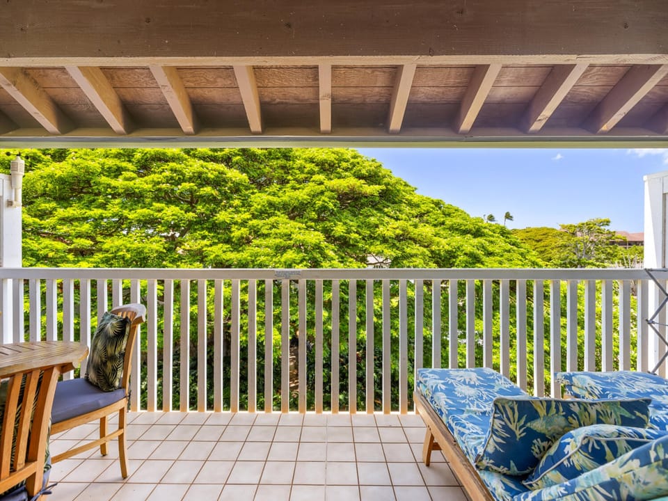 Enjoy Your Private Treetop Lanai