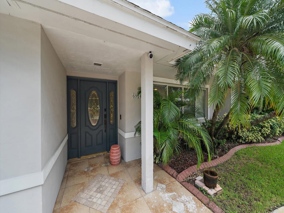 Front view of the entry way