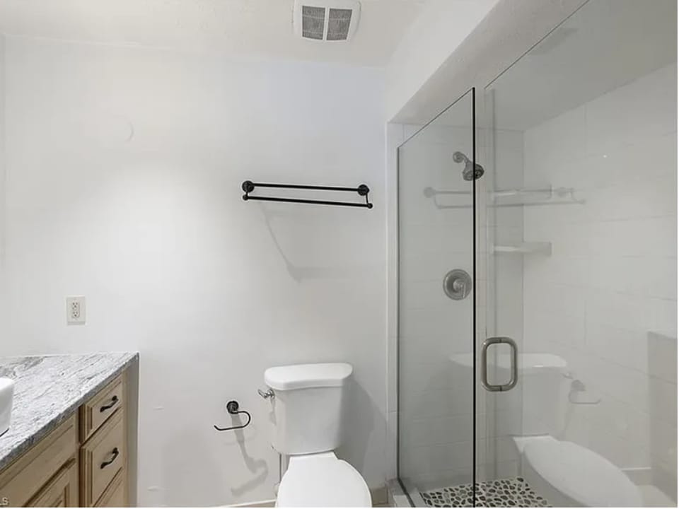 Main bathroom