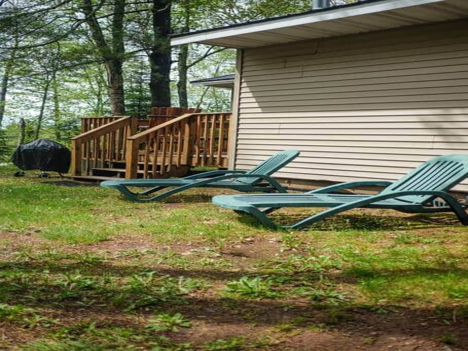 Exterior View of Cabin