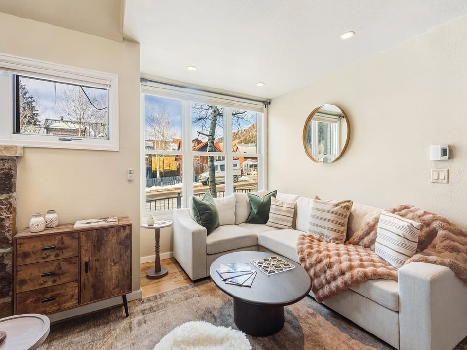 Perfect space with tons of natural light and open to the kitchen.