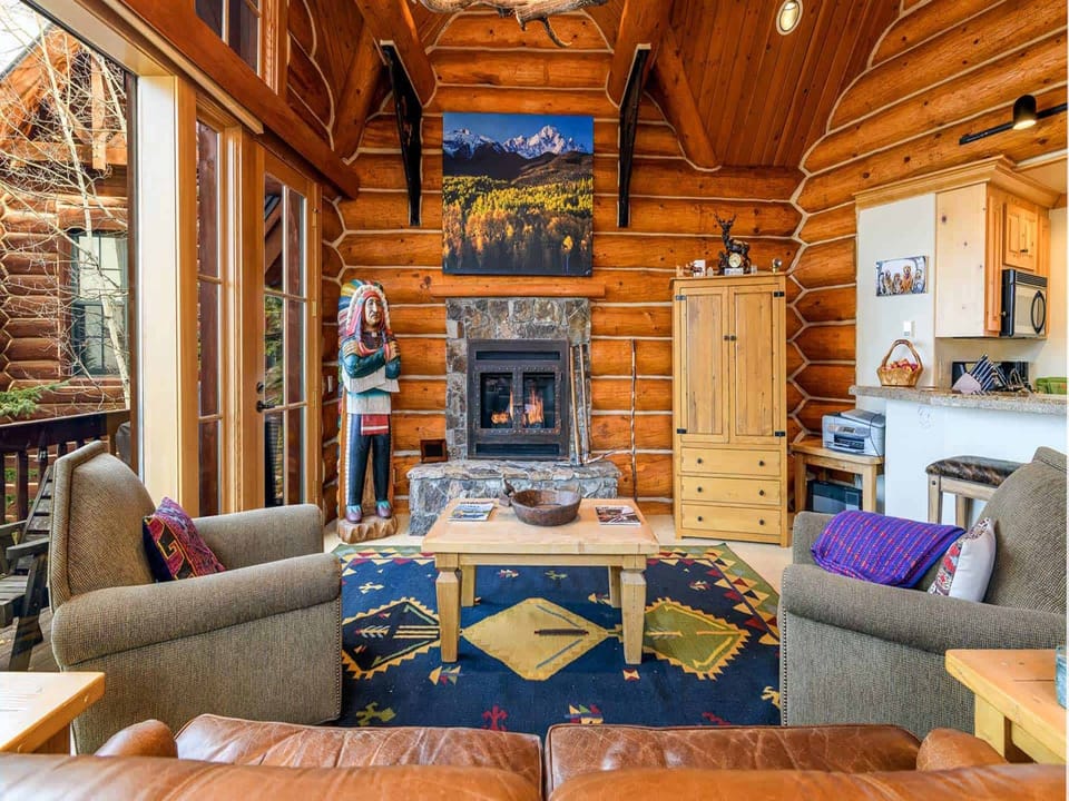 see-forever-cabin-103-13