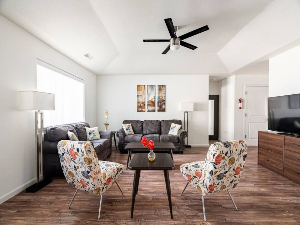 Relax in the open living space while you enjoy a movie on the flat screen TV