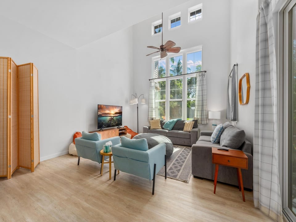 Relax in your bright, airy living space with soaring ceilings, modern furnishings, and stylish touches that make you feel instantly at home.