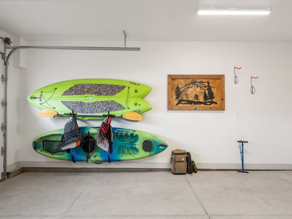 Garage Amenities