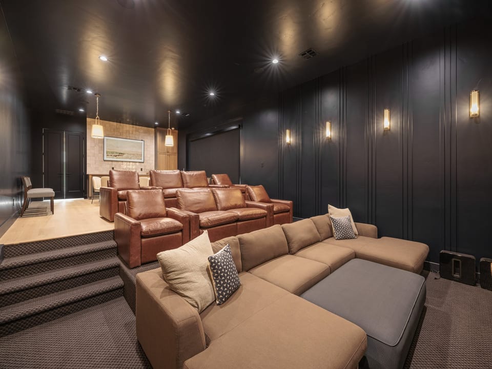 Private Theatre