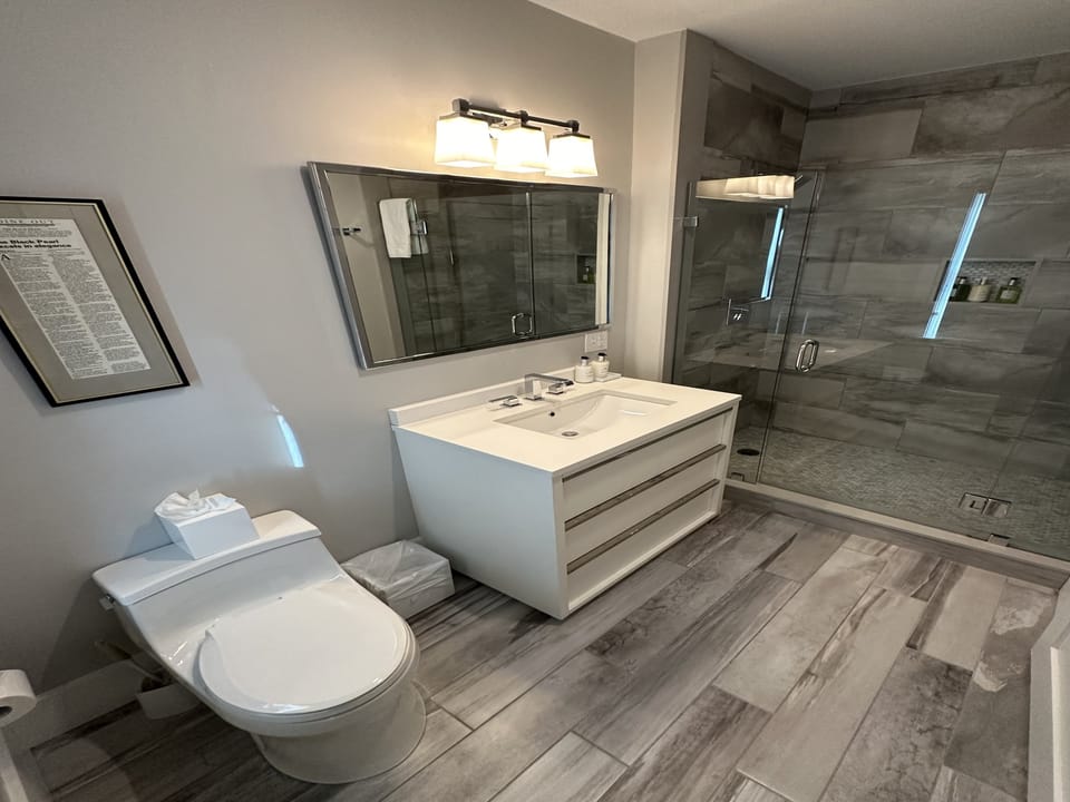 Unit 3 Bathroom
