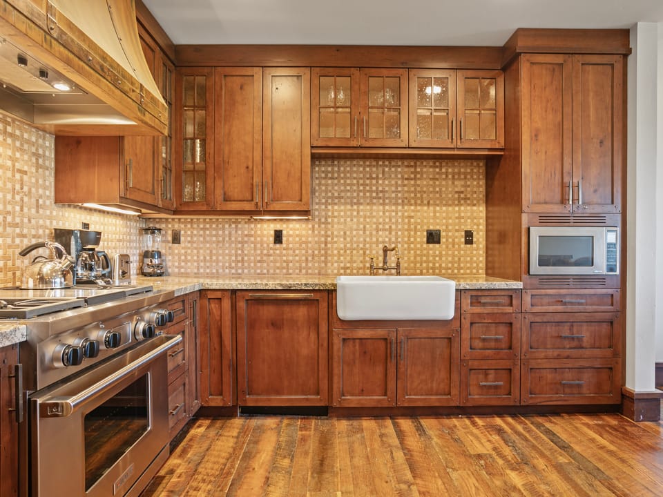 Ski in/Ski Out Mid-Mountain Getaway Apartment in Park City