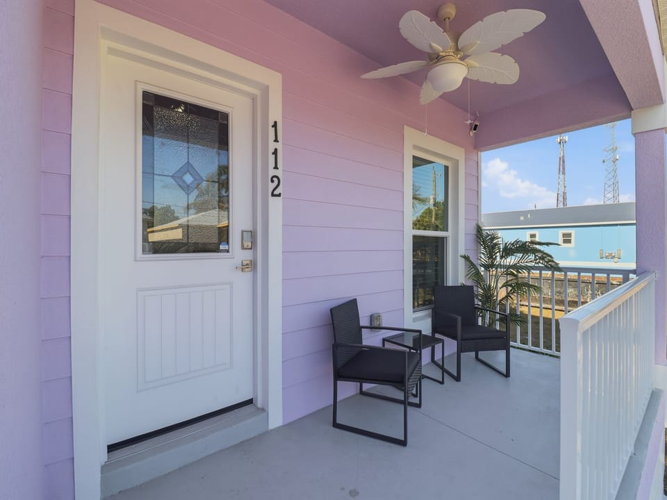 Balcony/Porch