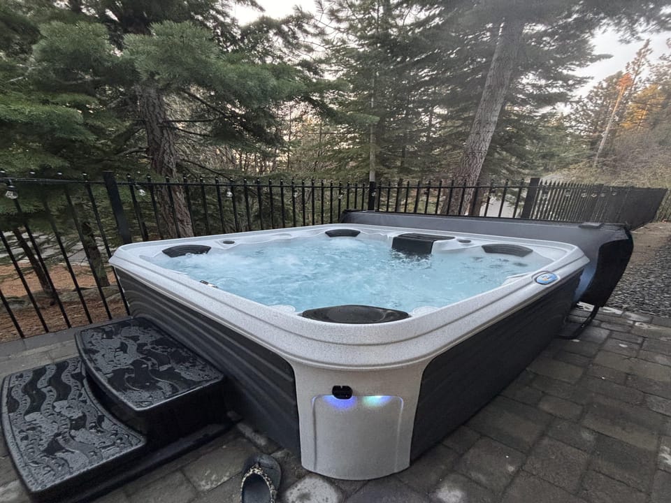 Tub