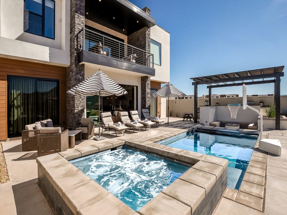 Private Pool