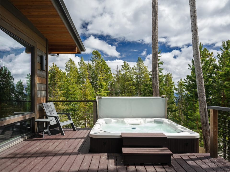 Tub