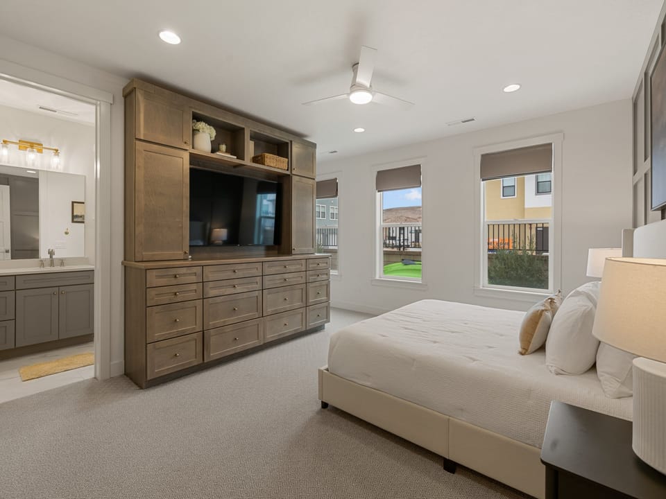King Bedroom