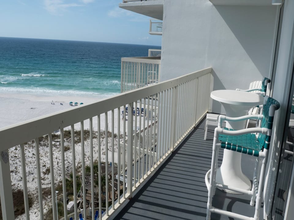 Plenty of seating on the balcony