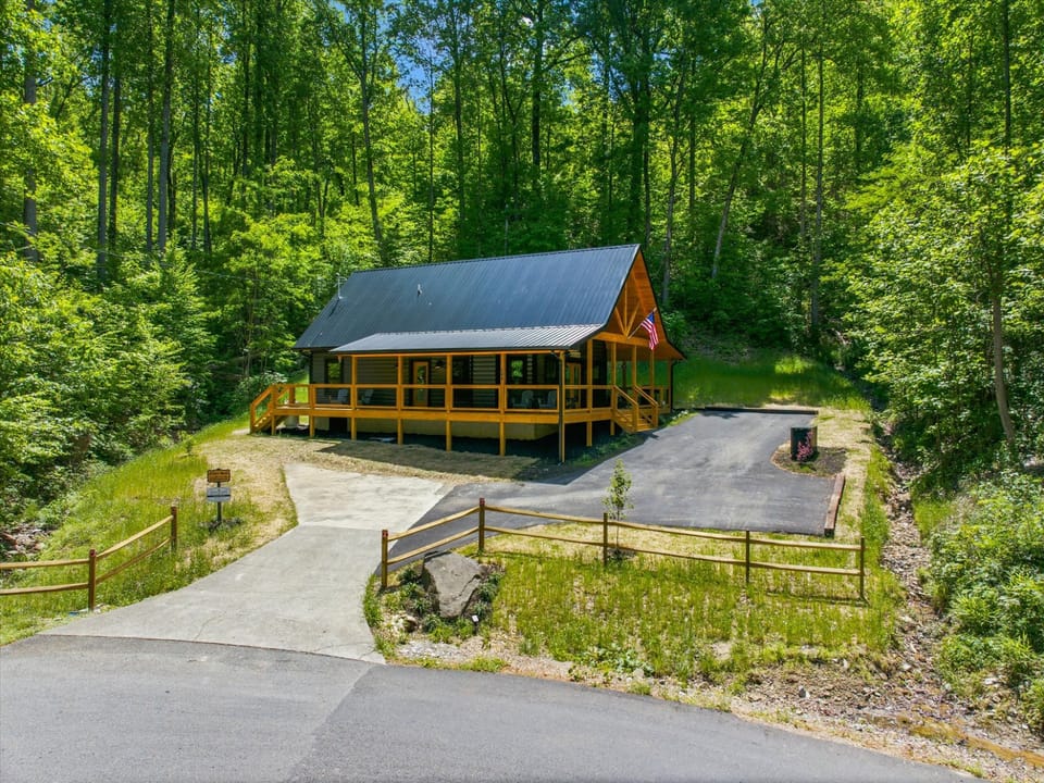 02-544-Wiley-Oakley-Dr-Gatlinburg-TN-2