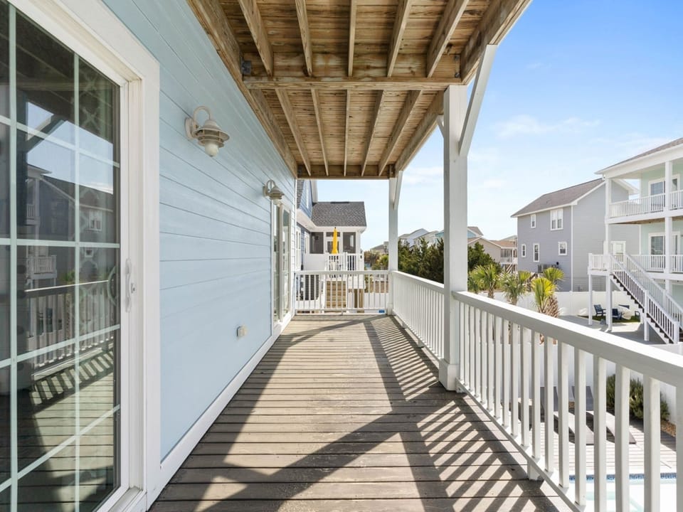 Lower Level Poolside Deck