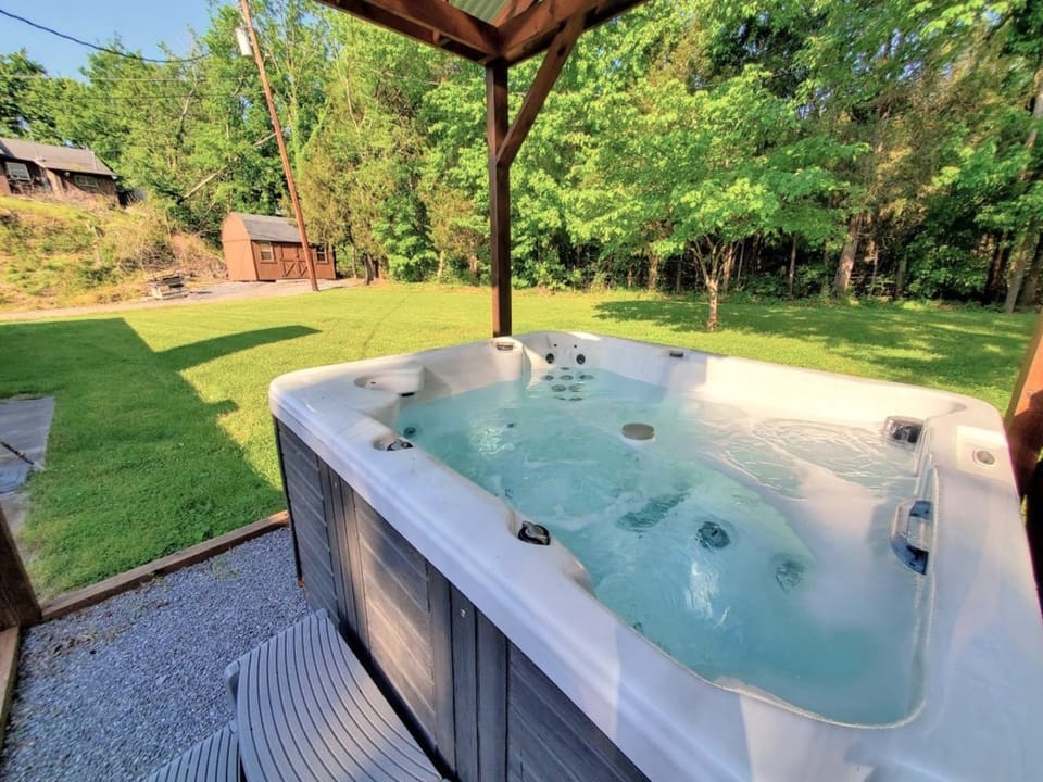 Tub