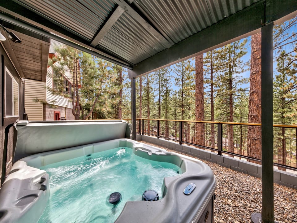 Tub