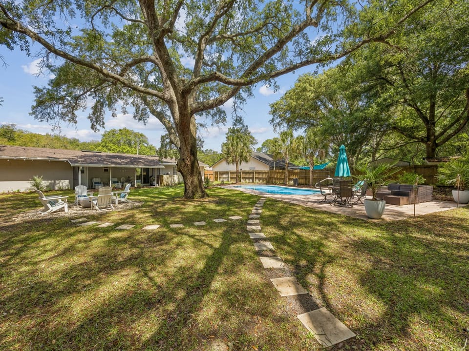 40-web-or-mls-716 S 15th St (10 of 40)
