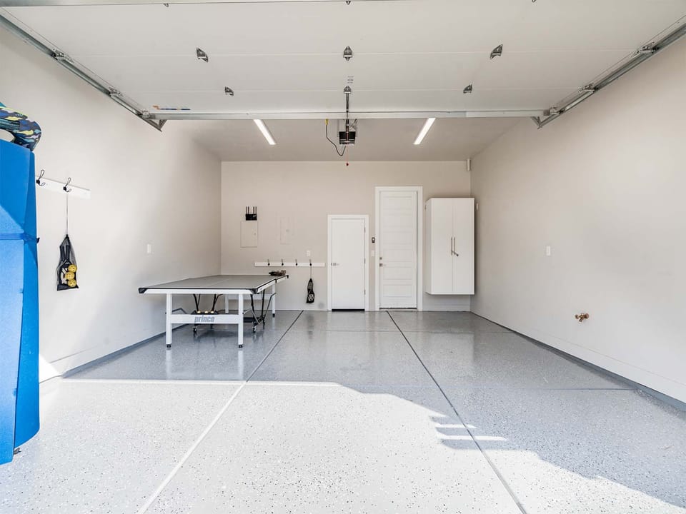 Garage Amenities
