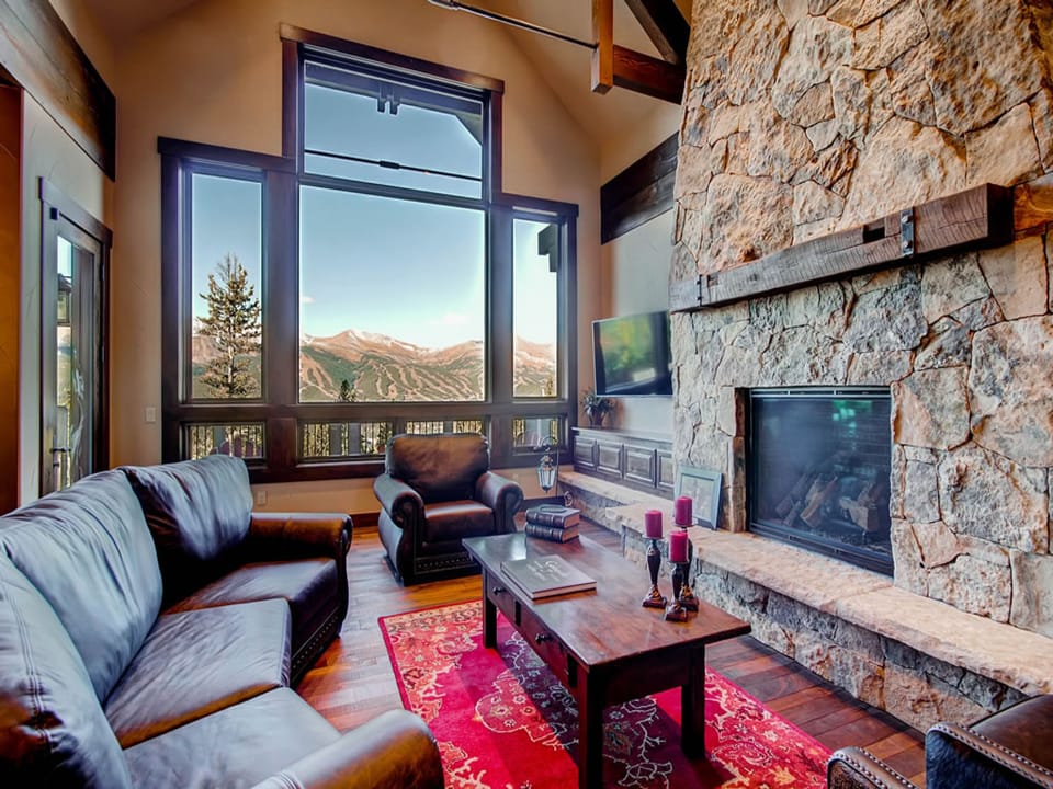 Living Room, Three Sisters Lookout, Breckenridge Vacation Rental